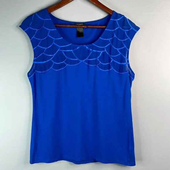 ANN TAYLOR Embroidered Tank Top Royal Blue Scallop Pattern Cap Sleeve Size L - Picture 9 of 9